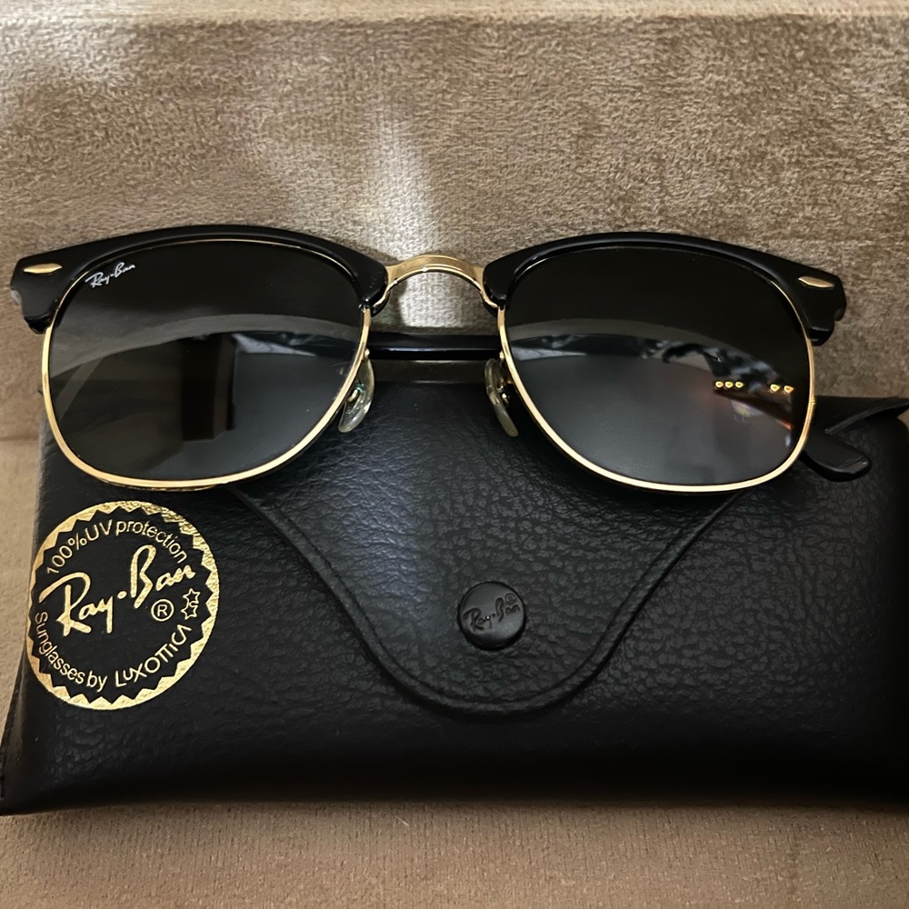 Ray-Ban Black and Gold Men's Clubmaster Sunglasses